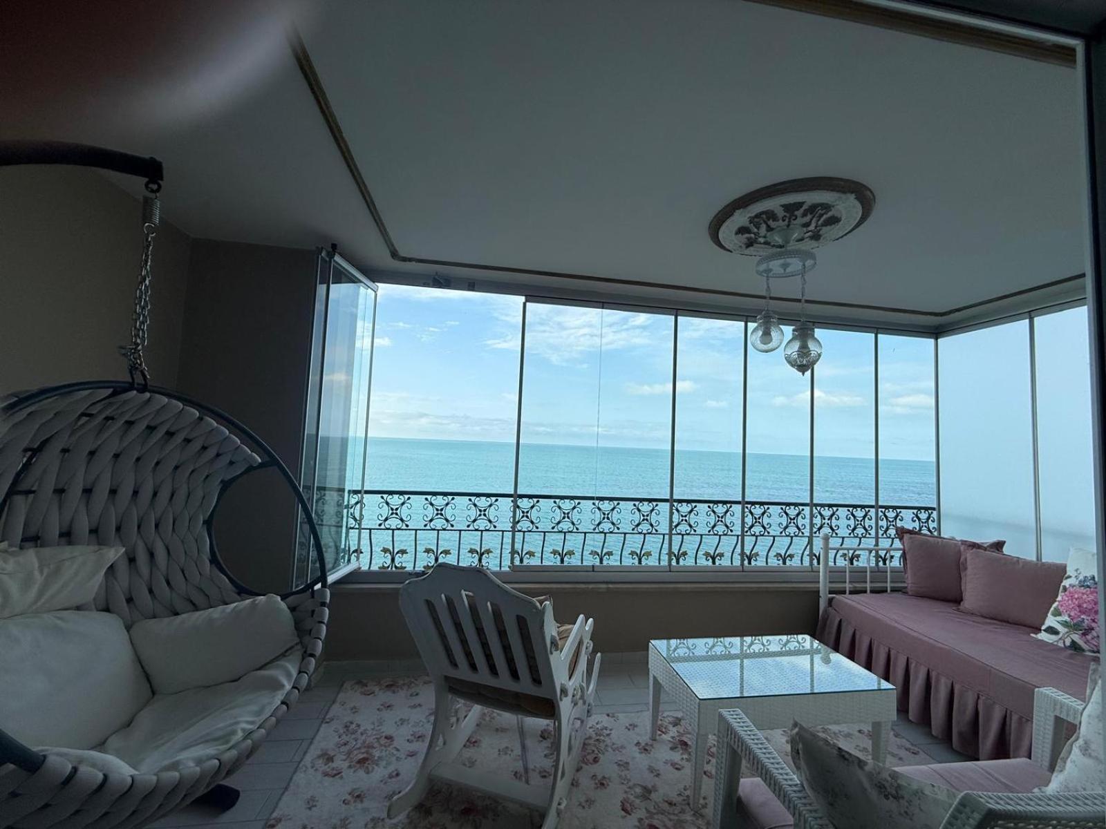 Trabzon Sea Pearl Apartment ภายนอก รูปภาพ
